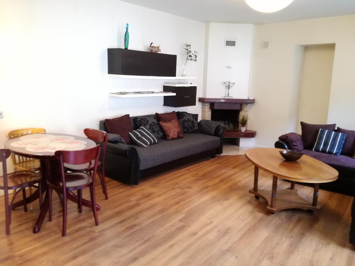 Old Town Apartment At Sv. Mikalojaus Vilnius Dış mekan fotoğraf